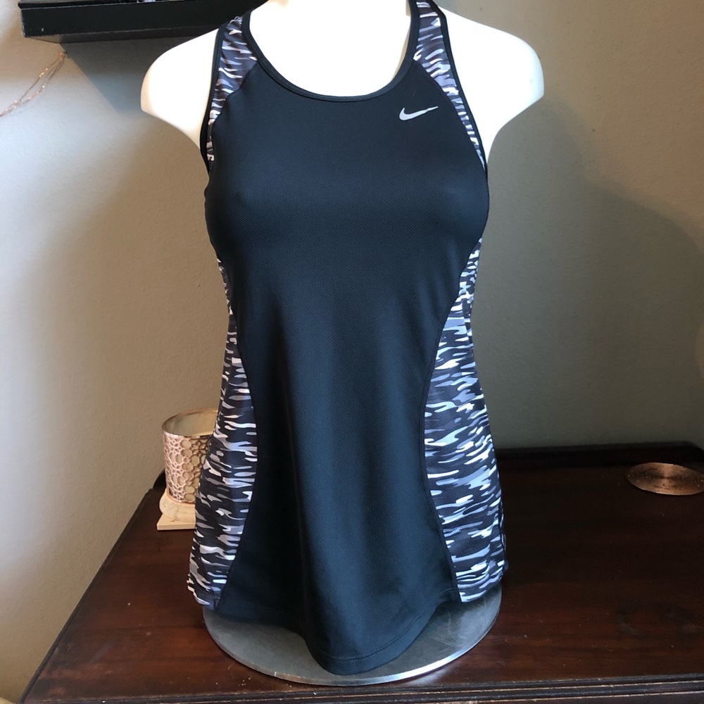 Nike camouflage/black work out tank